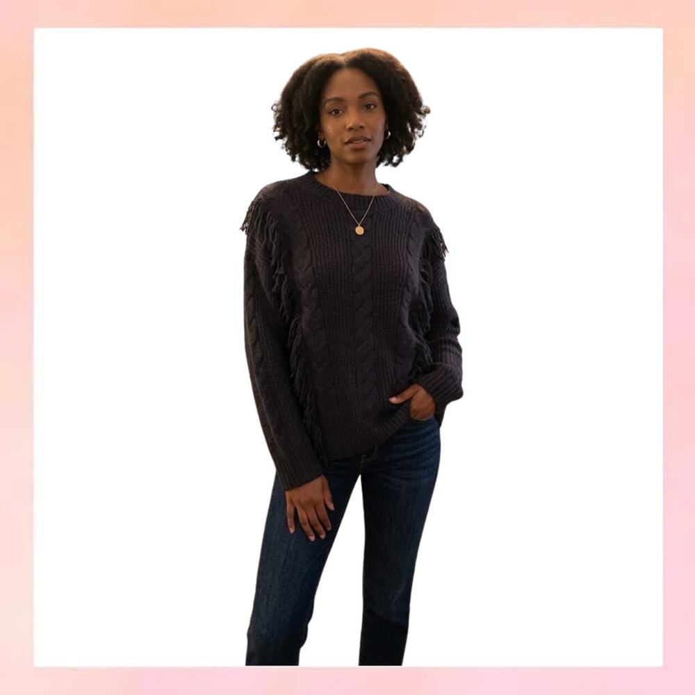Wonderly Oversized Black Cable Knit Sweater with Fringe Details – Size Large
